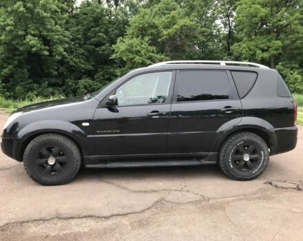 Чорний Cанг Йонг Rexton, об'ємом двигуна 2.7 л та пробігом 253 тис. км за 5100 $, фото 1 на Automoto.ua