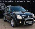Черный Cанг Йонг Рекстон, объемом двигателя 2.7 л и пробегом 195 тыс. км за 7800 $, фото 2 на Automoto.ua