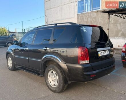 Чорний Cанг Йонг Rexton, об'ємом двигуна 3.2 л та пробігом 330 тис. км за 3500 $, фото 2 на Automoto.ua