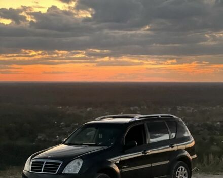 Чорний Cанг Йонг Rexton, об'ємом двигуна 2.7 л та пробігом 340 тис. км за 4000 $, фото 1 на Automoto.ua