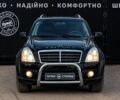 Черный Cанг Йонг Рекстон, объемом двигателя 2.7 л и пробегом 195 тыс. км за 7800 $, фото 1 на Automoto.ua