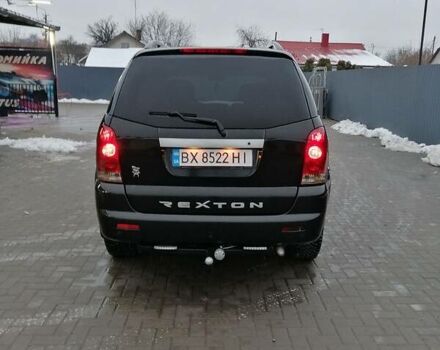 Чорний Cанг Йонг Rexton, об'ємом двигуна 2.7 л та пробігом 400 тис. км за 7300 $, фото 1 на Automoto.ua