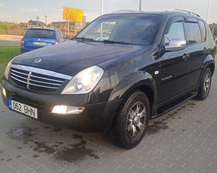 Чорний Cанг Йонг Rexton, об'ємом двигуна 2.7 л та пробігом 320 тис. км за 4799 $, фото 4 на Automoto.ua