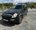 Черный Cанг Йонг Рекстон, объемом двигателя 2.7 л и пробегом 250 тыс. км за 3500 $, фото 1 на Automoto.ua