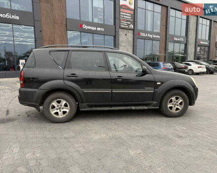 Чорний Cанг Йонг Rexton, об'ємом двигуна 2.7 л та пробігом 314 тис. км за 5900 $, фото 5 на Automoto.ua