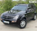 Чорний Cанг Йонг Rexton, об'ємом двигуна 2.3 л та пробігом 221 тис. км за 7500 $, фото 2 на Automoto.ua