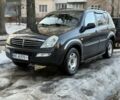 Чорний Cанг Йонг Rexton, об'ємом двигуна 2.7 л та пробігом 350 тис. км за 3750 $, фото 1 на Automoto.ua