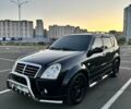 Черный Cанг Йонг Рекстон, объемом двигателя 2.7 л и пробегом 217 тыс. км за 6000 $, фото 1 на Automoto.ua