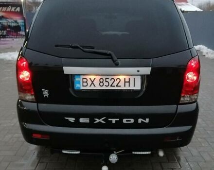 Чорний Cанг Йонг Rexton, об'ємом двигуна 2.7 л та пробігом 400 тис. км за 7300 $, фото 29 на Automoto.ua