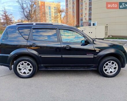 Черный Cанг Йонг Рекстон, объемом двигателя 2.7 л и пробегом 240 тыс. км за 7000 $, фото 3 на Automoto.ua