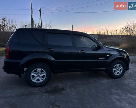 Чорний Cанг Йонг Rexton, об'ємом двигуна 2.7 л та пробігом 312 тис. км за 5950 $, фото 2 на Automoto.ua