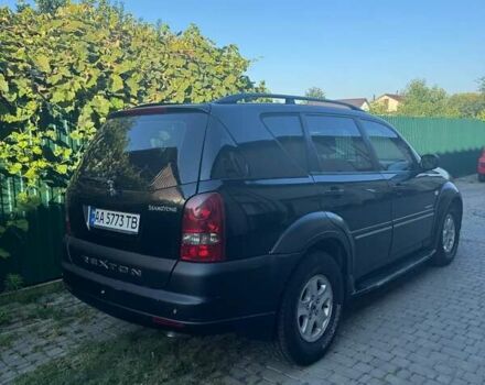 Чорний Cанг Йонг Rexton, об'ємом двигуна 2.7 л та пробігом 381 тис. км за 6900 $, фото 2 на Automoto.ua