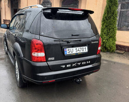 Чорний Cанг Йонг Rexton, об'ємом двигуна 2.7 л та пробігом 385 тис. км за 4200 $, фото 2 на Automoto.ua
