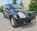 Черный Cанг Йонг Рекстон, объемом двигателя 2.7 л и пробегом 225 тыс. км за 7800 $, фото 1 на Automoto.ua