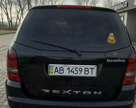 Черный Cанг Йонг Рекстон, объемом двигателя 2.7 л и пробегом 280 тыс. км за 8500 $, фото 9 на Automoto.ua