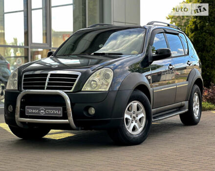 Чорний Cанг Йонг Rexton, об'ємом двигуна 2.7 л та пробігом 226 тис. км за 7800 $, фото 1 на Automoto.ua