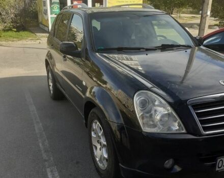 Чорний Cанг Йонг Rexton, об'ємом двигуна 2.7 л та пробігом 200 тис. км за 5700 $, фото 5 на Automoto.ua