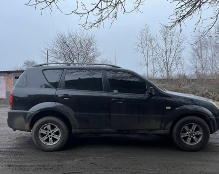 Черный Cанг Йонг Рекстон, объемом двигателя 2.7 л и пробегом 247 тыс. км за 2500 $, фото 7 на Automoto.ua