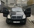 Черный Cанг Йонг Рекстон, объемом двигателя 2.7 л и пробегом 3 тыс. км за 6800 $, фото 2 на Automoto.ua