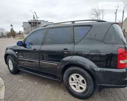 Чорний Cанг Йонг Rexton, об'ємом двигуна 0 л та пробігом 216 тис. км за 7800 $, фото 7 на Automoto.ua