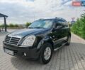 Черный Cанг Йонг Рекстон, объемом двигателя 2.7 л и пробегом 225 тыс. км за 7800 $, фото 4 на Automoto.ua