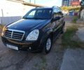 Чорний Cанг Йонг Rexton, об'ємом двигуна 2.7 л та пробігом 302 тис. км за 6300 $, фото 1 на Automoto.ua
