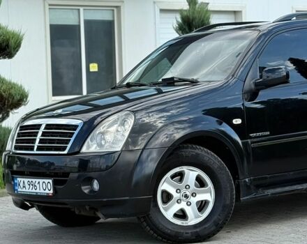 Чорний Cанг Йонг Rexton, об'ємом двигуна 2.7 л та пробігом 303 тис. км за 5500 $, фото 2 на Automoto.ua