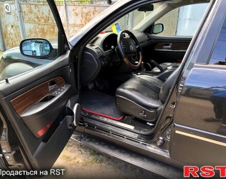 Чорний Cанг Йонг Rexton, об'ємом двигуна 2.7 л та пробігом 200 тис. км за 6500 $, фото 5 на Automoto.ua