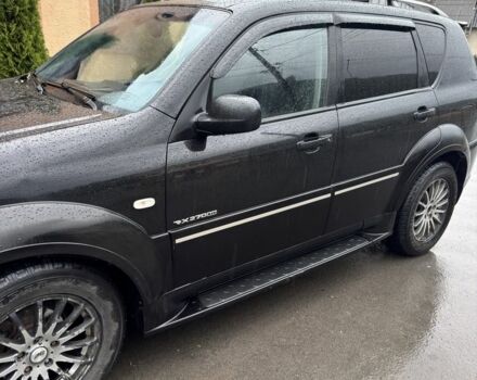 Черный Cанг Йонг Рекстон, объемом двигателя 2.7 л и пробегом 385 тыс. км за 5500 $, фото 3 на Automoto.ua