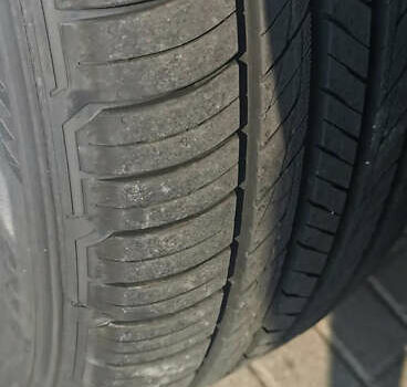 Чорний Cанг Йонг Rexton, об'ємом двигуна 2.7 л та пробігом 211 тис. км за 10700 $, фото 23 на Automoto.ua