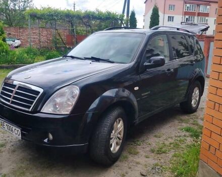 Чорний Cанг Йонг Rexton, об'ємом двигуна 2.7 л та пробігом 174 тис. км за 7150 $, фото 1 на Automoto.ua