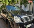 Черный Cанг Йонг Рекстон, объемом двигателя 2.7 л и пробегом 340 тыс. км за 7300 $, фото 1 на Automoto.ua