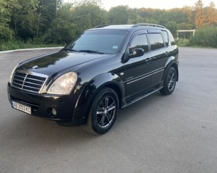 Чорний Cанг Йонг Rexton, об'ємом двигуна 2.7 л та пробігом 329 тис. км за 6999 $, фото 2 на Automoto.ua