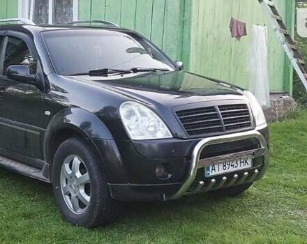 Чорний Cанг Йонг Rexton, об'ємом двигуна 2.7 л та пробігом 242 тис. км за 7800 $, фото 4 на Automoto.ua