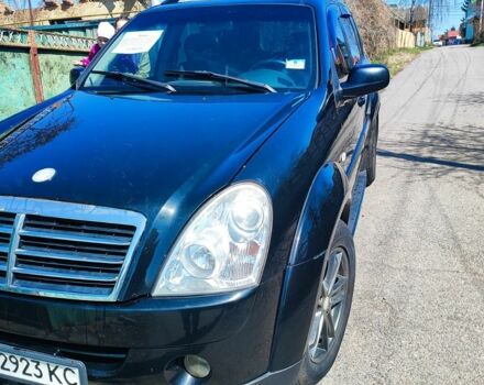 Черный Cанг Йонг Рекстон, объемом двигателя 2.7 л и пробегом 320 тыс. км за 7300 $, фото 9 на Automoto.ua