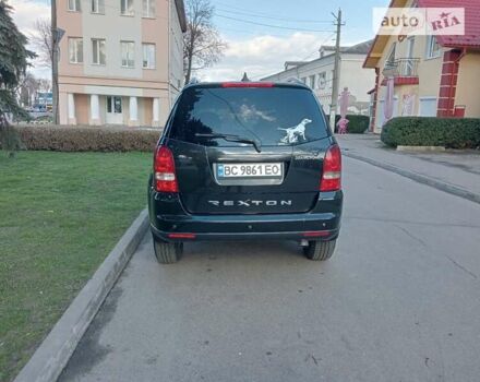 Чорний Cанг Йонг Rexton, об'ємом двигуна 2.7 л та пробігом 308 тис. км за 7900 $, фото 10 на Automoto.ua