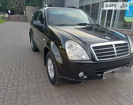 Чорний Cанг Йонг Rexton, об'ємом двигуна 2.7 л та пробігом 178 тис. км за 8300 $, фото 42 на Automoto.ua