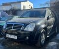 Чорний Cанг Йонг Rexton, об'ємом двигуна 2.7 л та пробігом 213 тис. км за 8000 $, фото 1 на Automoto.ua