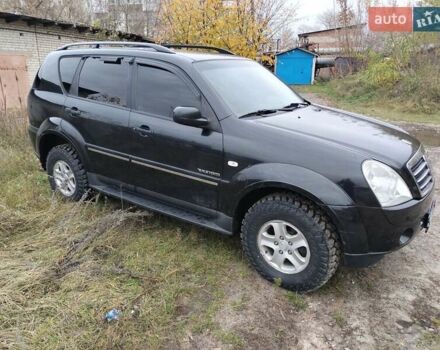 Чорний Cанг Йонг Rexton, об'ємом двигуна 2.7 л та пробігом 196 тис. км за 8200 $, фото 7 на Automoto.ua