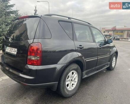 Чорний Cанг Йонг Rexton, об'ємом двигуна 2.7 л та пробігом 188 тис. км за 8650 $, фото 5 на Automoto.ua