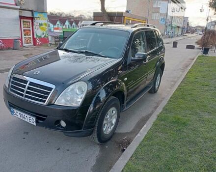 Чорний Cанг Йонг Rexton, об'ємом двигуна 2.7 л та пробігом 308 тис. км за 7900 $, фото 11 на Automoto.ua