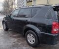 Черный Cанг Йонг Рекстон, объемом двигателя 2.7 л и пробегом 206 тыс. км за 6900 $, фото 1 на Automoto.ua