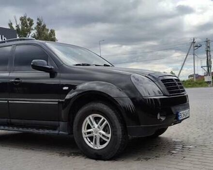 Черный Cанг Йонг Рекстон, объемом двигателя 2.7 л и пробегом 230 тыс. км за 8000 $, фото 1 на Automoto.ua