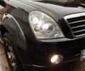 Чорний Cанг Йонг Rexton, об'ємом двигуна 2.7 л та пробігом 270 тис. км за 7000 $, фото 1 на Automoto.ua