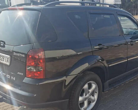 Чорний Cанг Йонг Rexton, об'ємом двигуна 2.7 л та пробігом 211 тис. км за 10700 $, фото 1 на Automoto.ua