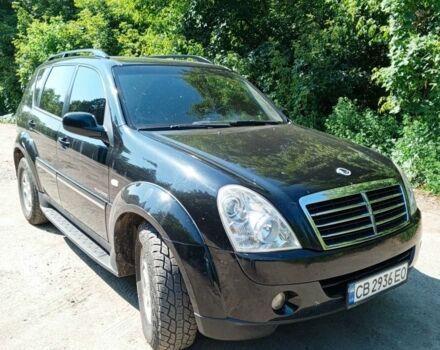 Чорний Cанг Йонг Rexton, об'ємом двигуна 2.7 л та пробігом 320 тис. км за 8000 $, фото 1 на Automoto.ua