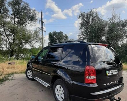 Черный Cанг Йонг Рекстон, объемом двигателя 2.7 л и пробегом 227 тыс. км за 7700 $, фото 1 на Automoto.ua