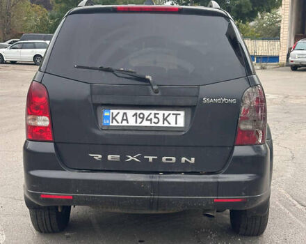 Чорний Cанг Йонг Rexton, об'ємом двигуна 2.7 л та пробігом 248 тис. км за 4100 $, фото 5 на Automoto.ua