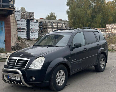 Чорний Cанг Йонг Rexton, об'ємом двигуна 2.7 л та пробігом 248 тис. км за 4100 $, фото 1 на Automoto.ua