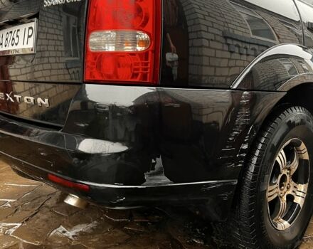 Чорний Cанг Йонг Rexton, об'ємом двигуна 2.7 л та пробігом 270 тис. км за 7000 $, фото 3 на Automoto.ua